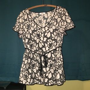 Mother Maternity lace tunic with undershirt